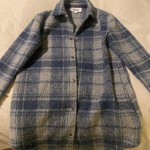 Plaid blue/grey shacket